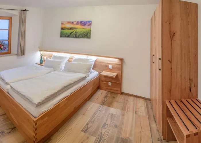 Holiday Apartment Rosenheim דירה